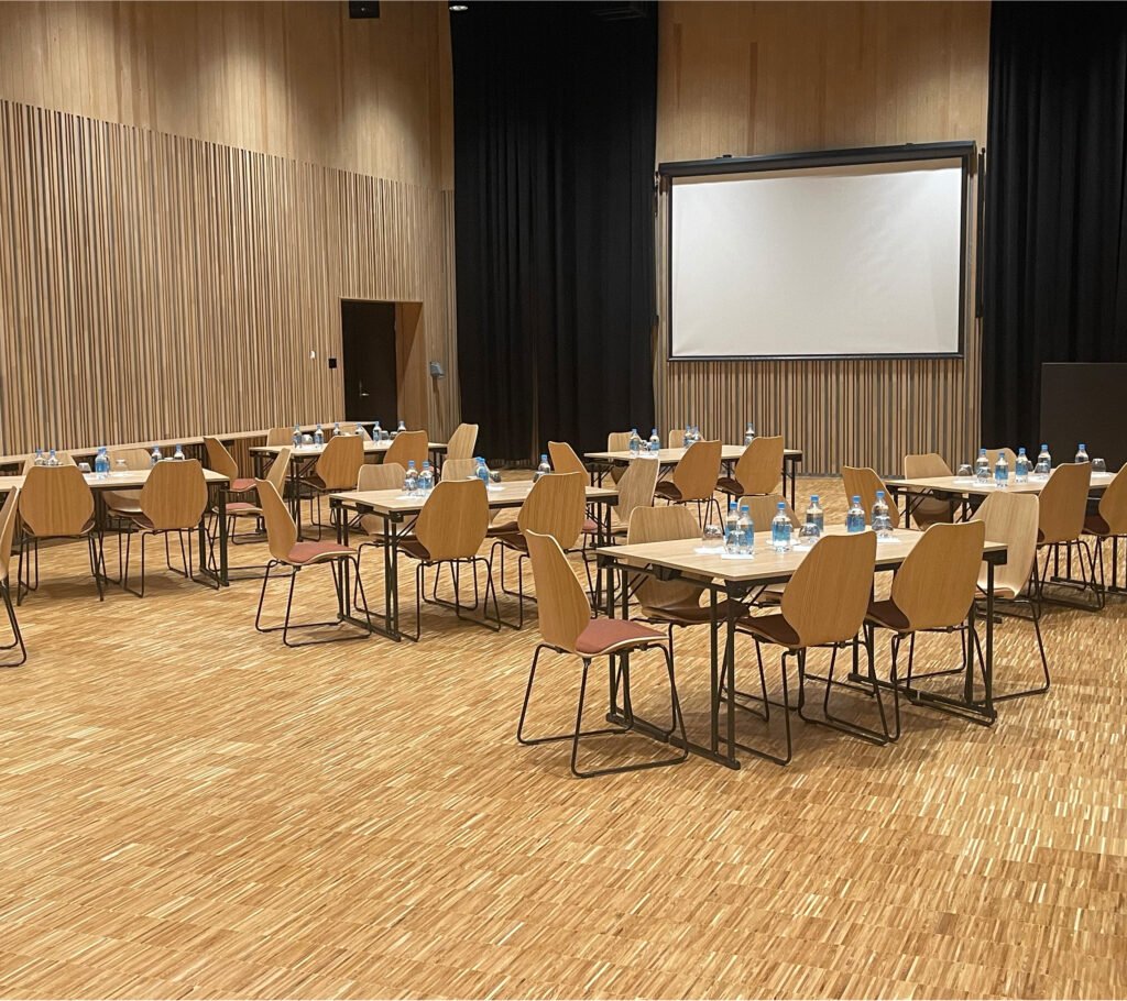 "Konferanselokale i Vestby med moderne oppsett for møter og bedriftsarrangementer hos VillaVestby"